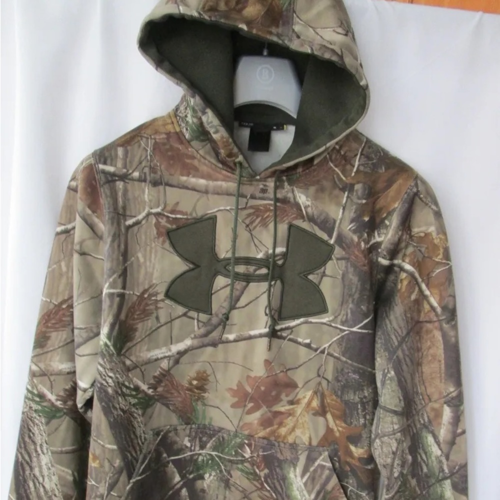 Mens Under Armour RealTree fleece lined hoodie